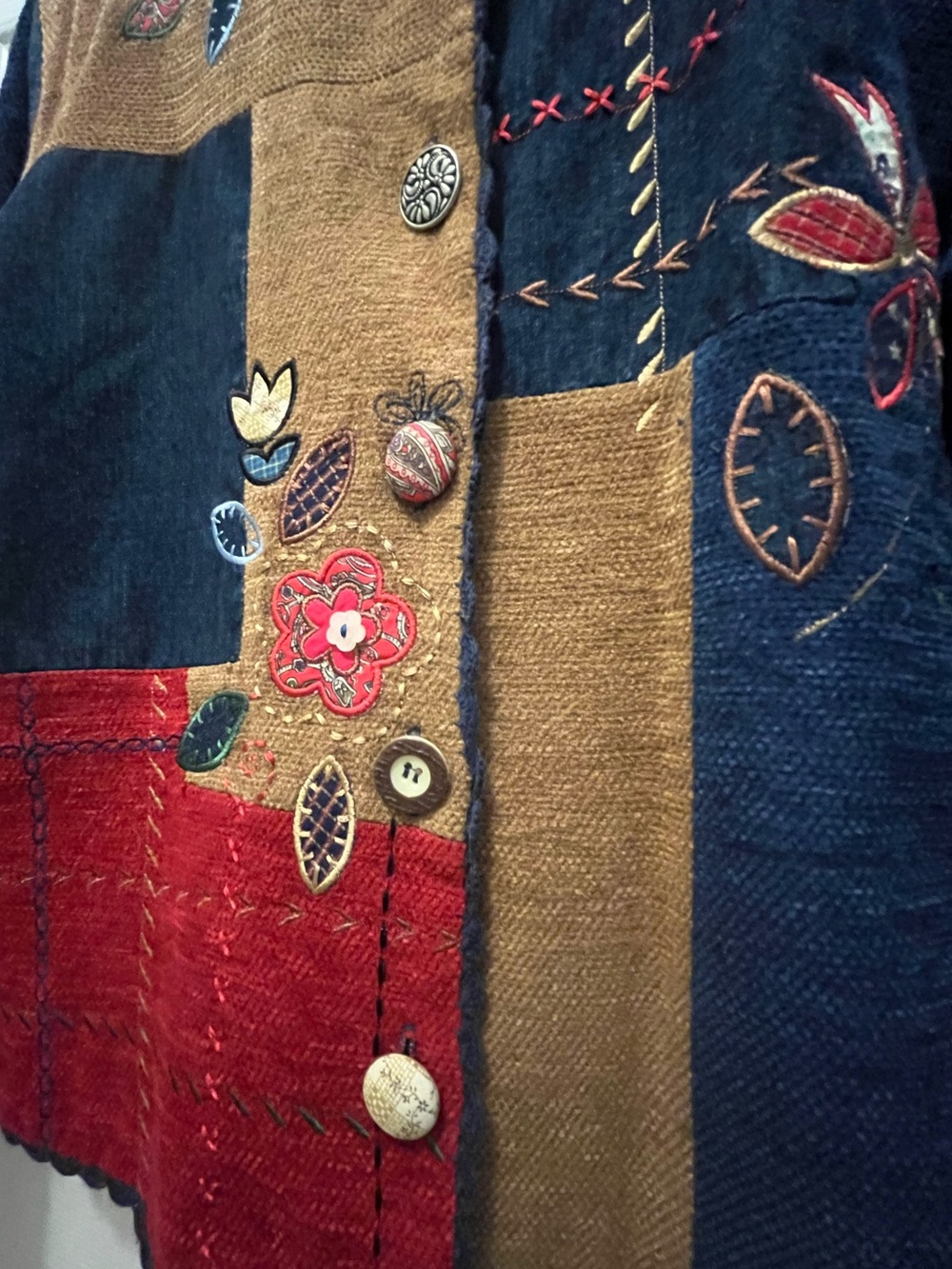 Vintage KORET City Blues 90s Artsy Patchwork Embroidered Statement Jacket - Picture 10 of 16